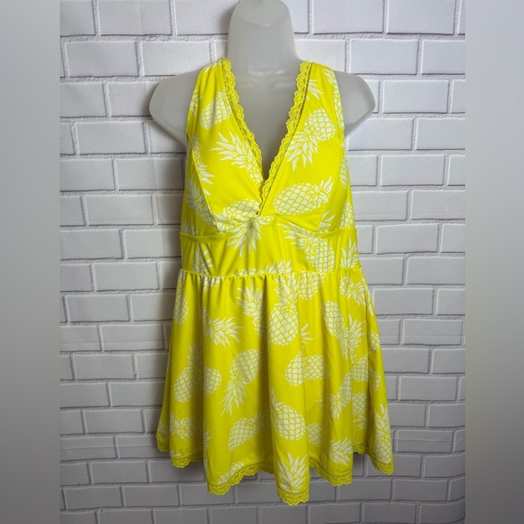 Torrid Pineapple Print Swimdress - Size 2 Plus size
( 2X Size) - Picture 1 of 12